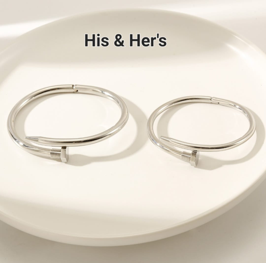 ✨ Forever Bond Nail Bracelet Set – Silver 🩶